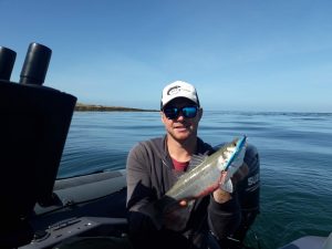 Michael lestrehan guide de pêche au lac du der découvre la pêche en mer avec quiberon fishing